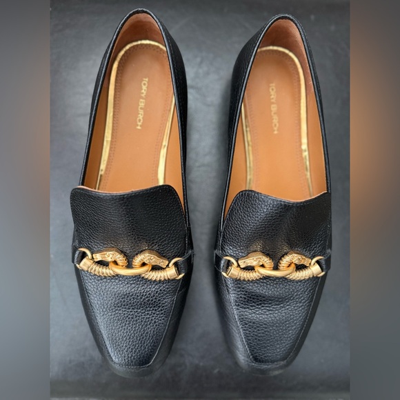 Tory Burch Leather Jessa Loafers / Black with Gold Horse-Head Hardware / Size 8 - Picture 5 of 9